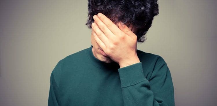 3 Awkward Situations You'll Face at a New Job (and How to Deal)