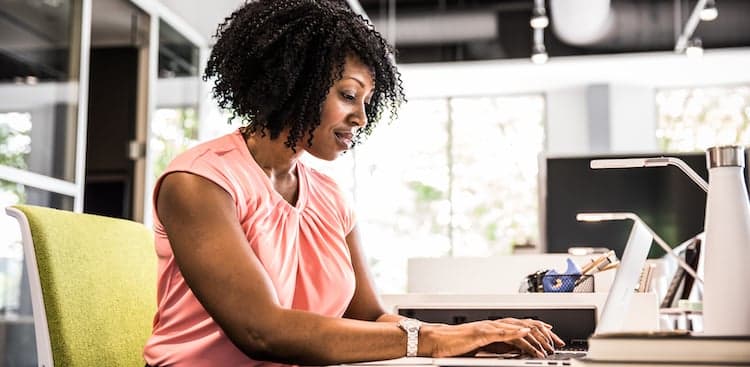 How to Write the Perfect Office Manager Resume (Plus an Example!)